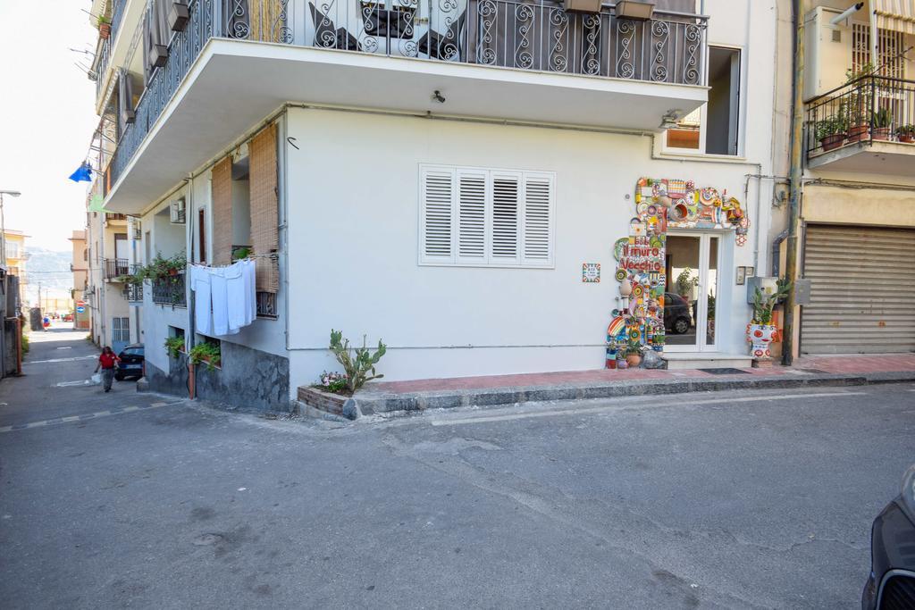Il Muro Vecchio Studios Giardini Naxos Exterior foto